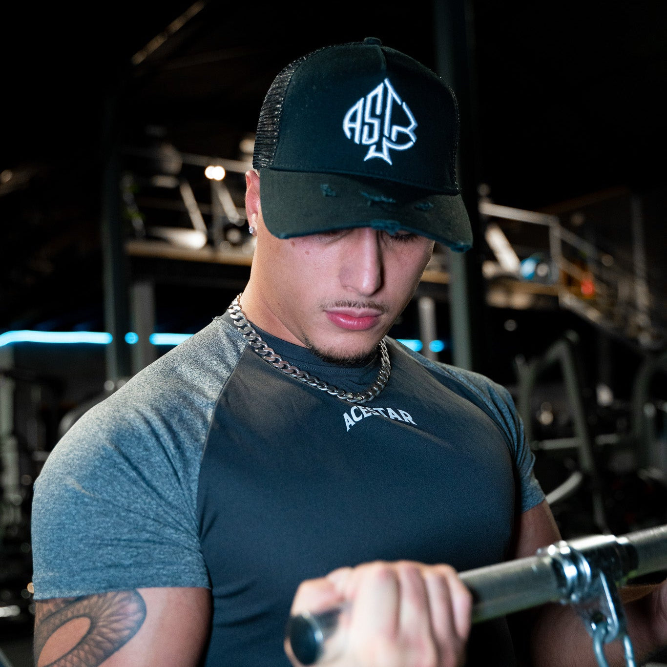 Muscle Fit Shadow Tee